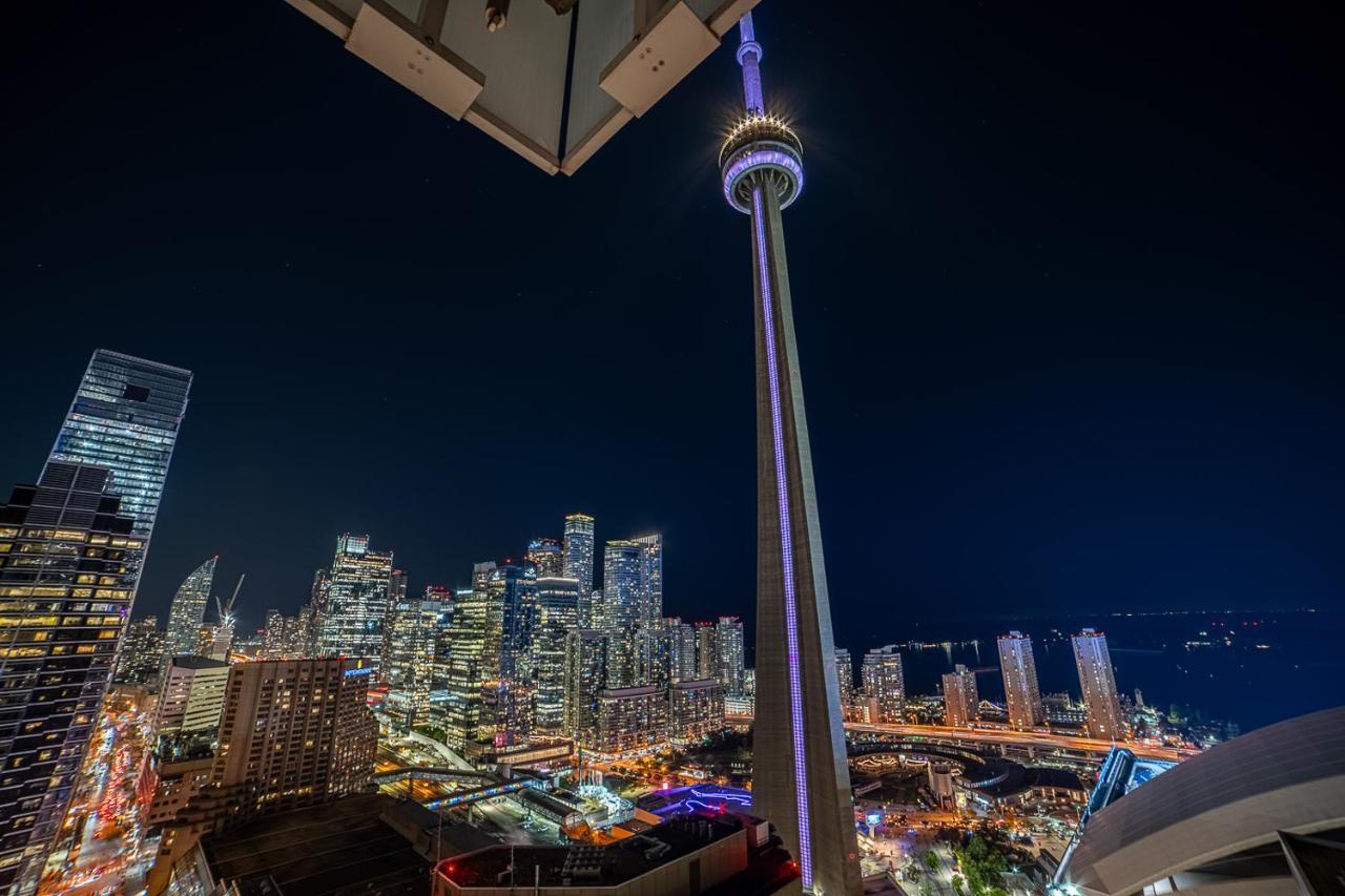 Designer Condo W/ Cn Tower View & Parking Toronto Exterior photo